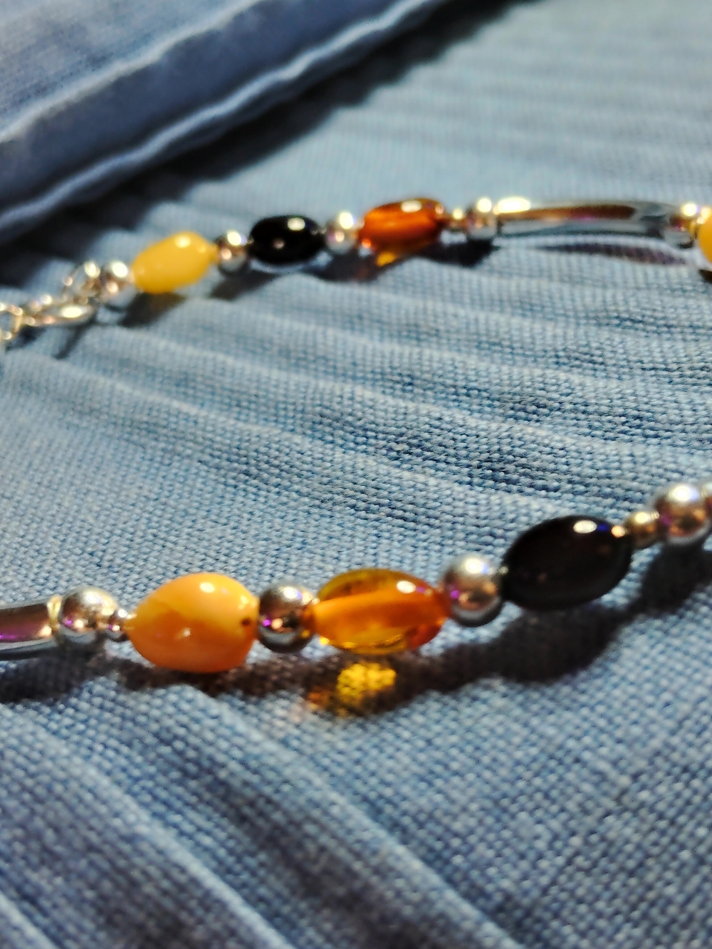 AMBER & STERLING BEADED-8-1/4"- INCH BRACELET. - ELEGANT STERLING  ACCENTS.